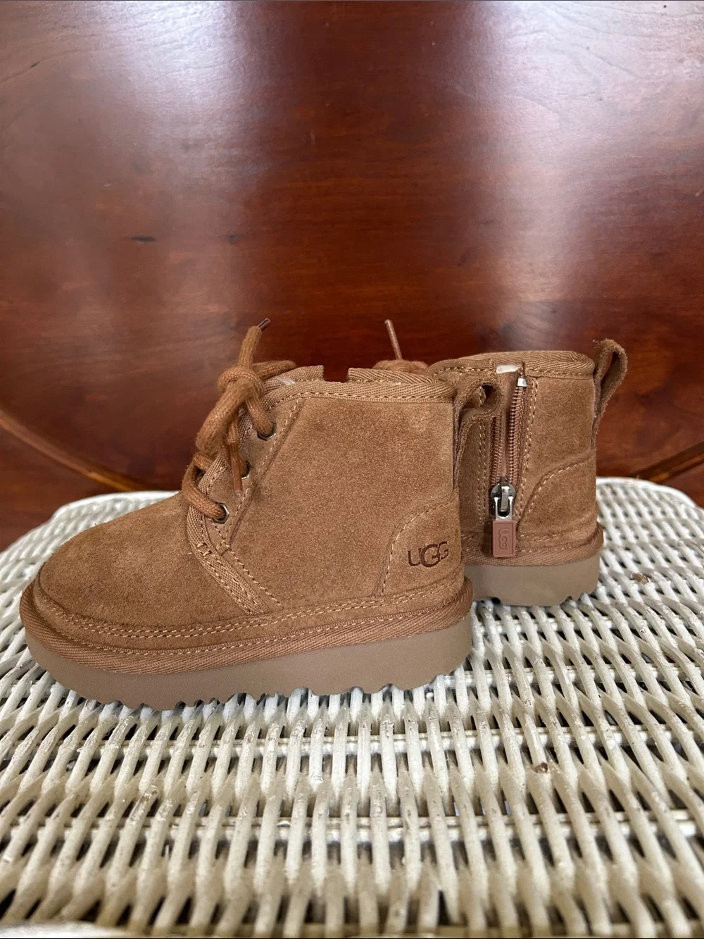UGG Kids Chestnut Suede Lace-Up Booties with Side Zipper. Neumel  II